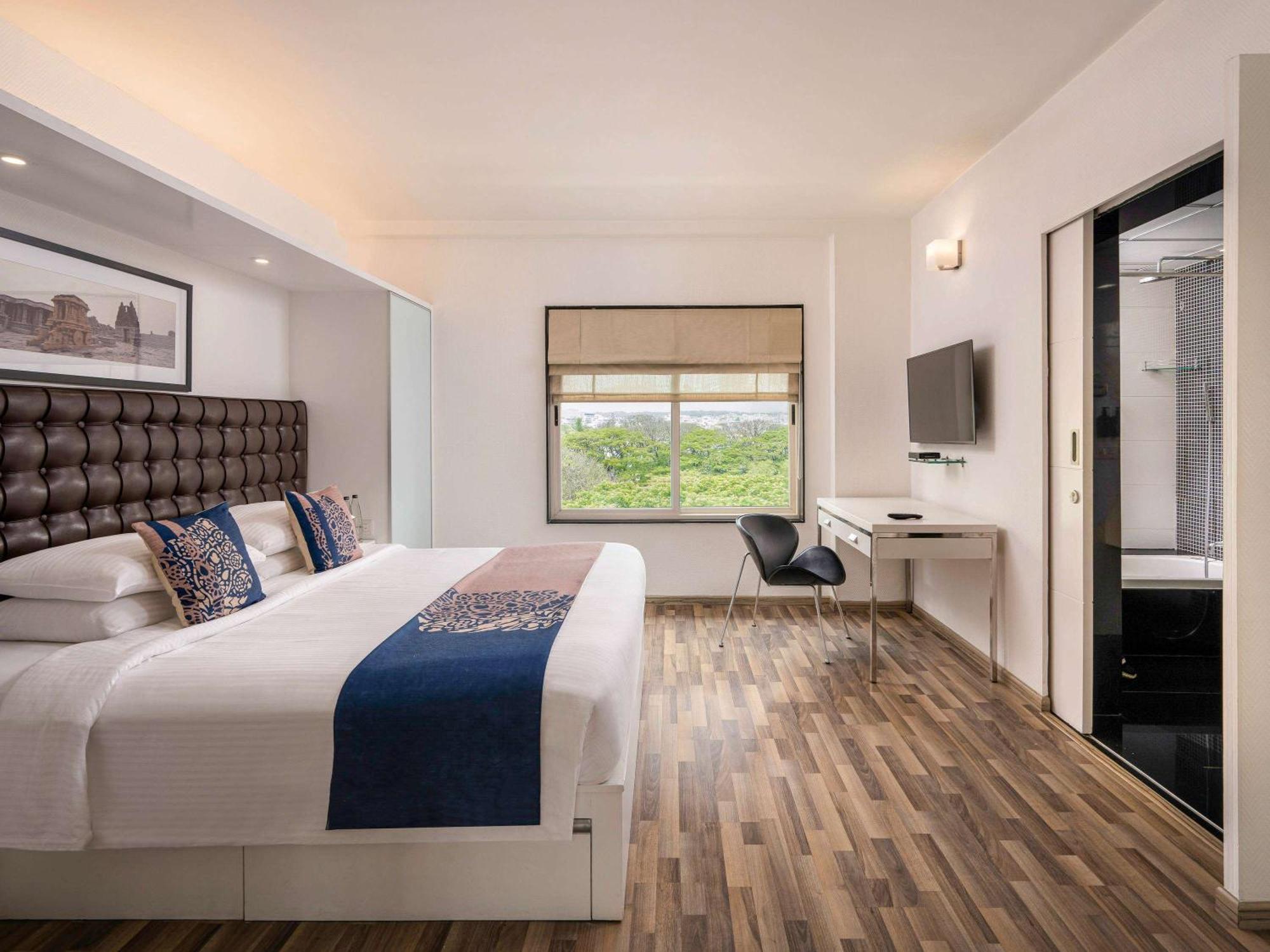 Grand Mercure Bangalore - An Accor Brand Dış mekan fotoğraf