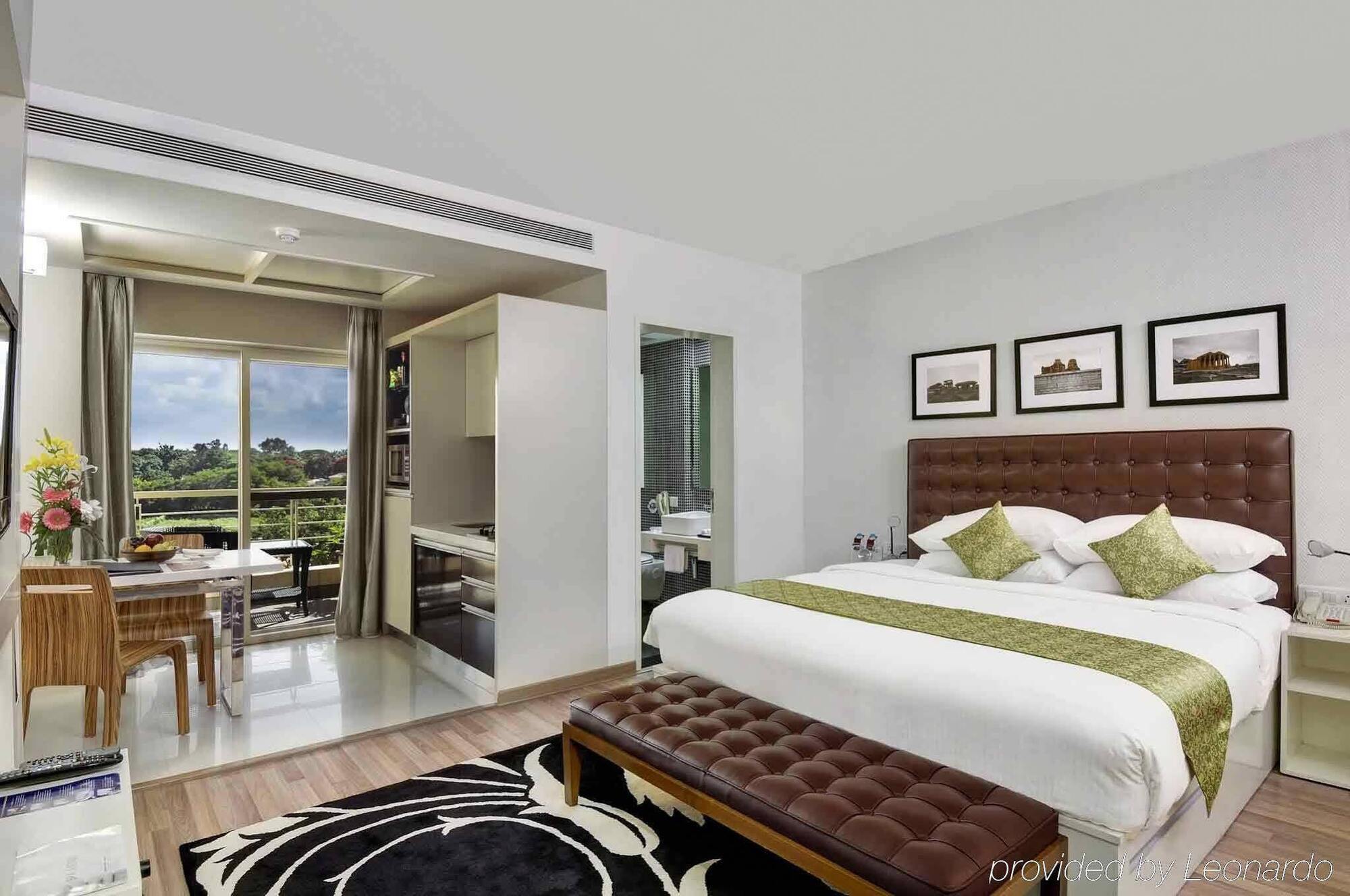 Grand Mercure Bangalore - An Accor Brand Dış mekan fotoğraf